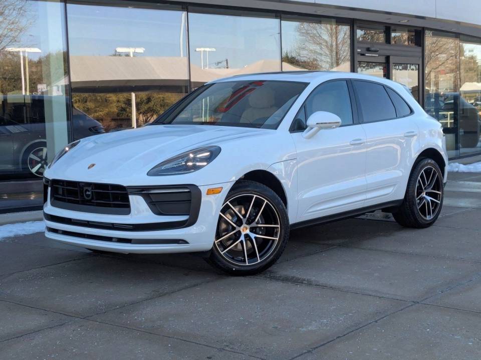 2026 Porsche Macan