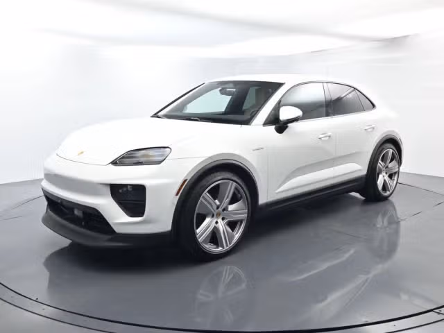 Used 2025 Porsche Macan Base with VIN WP1AA2XA2SL000557 for sale in West Palm Beach, FL