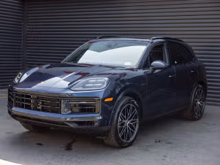 2025 Porsche Cayenne E-Hybrid's photo
