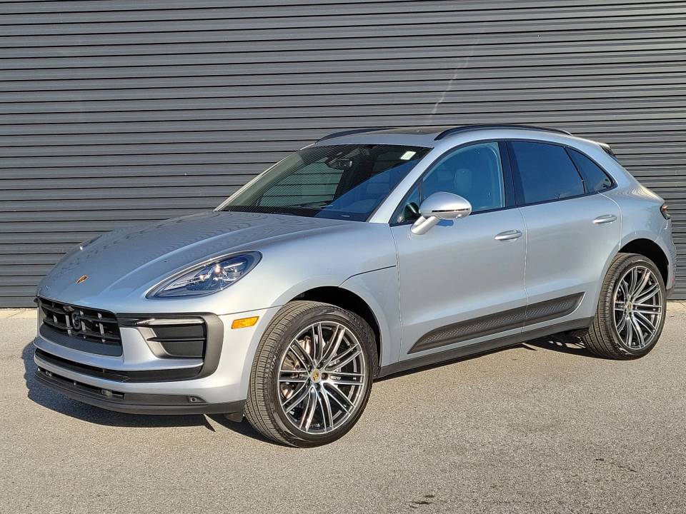 2026 Porsche Macan