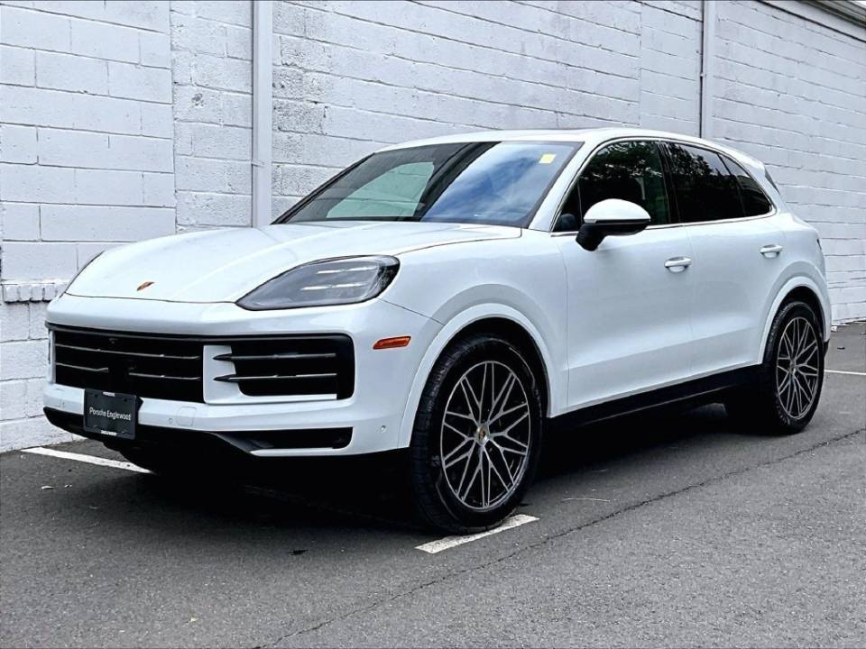 2024 Porsche Cayenne Base