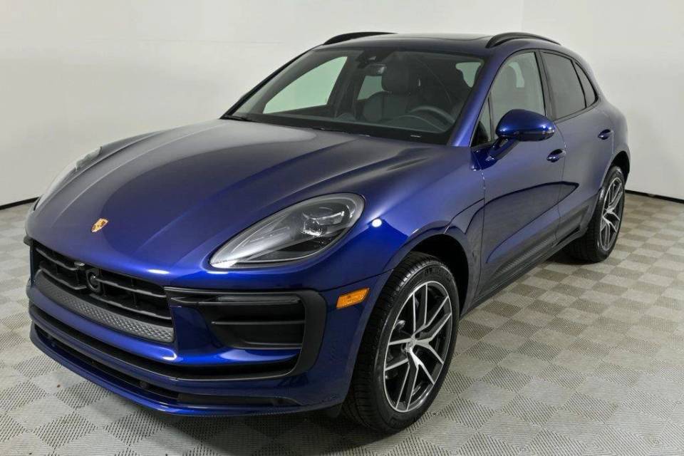 2026 Porsche Macan