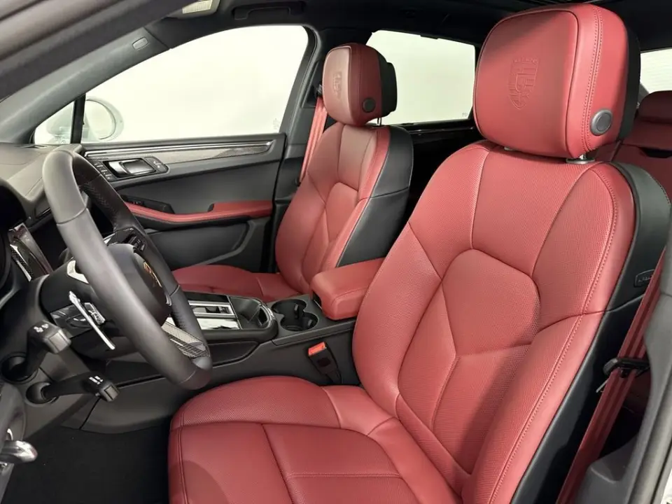 2026 Porsche Macan S - Photo 39