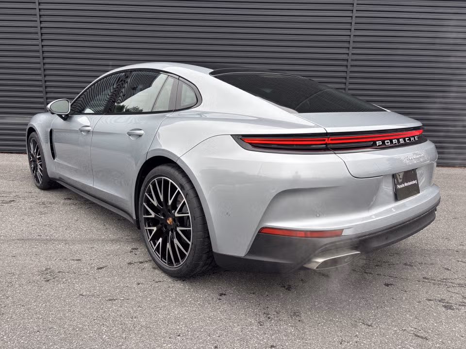2026 Porsche Panamera Base - Photo 19