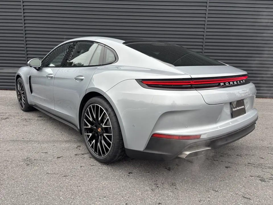 2026 Porsche Panamera Base - Photo 23