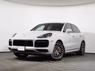 2021 Porsche Cayenne GTS's photo