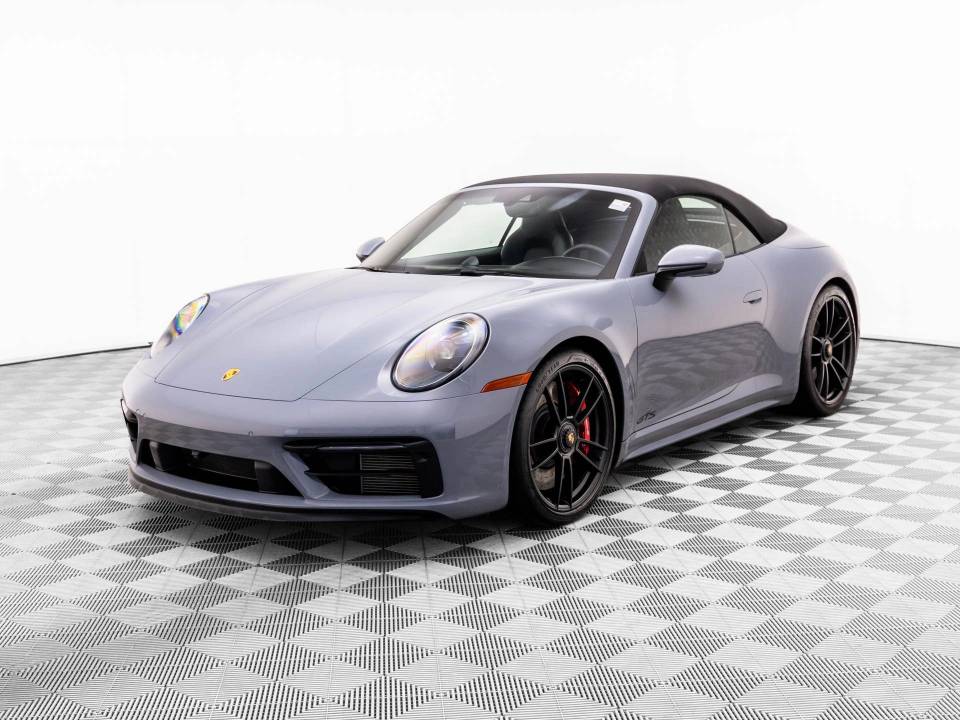 2023 Porsche 911 GTS