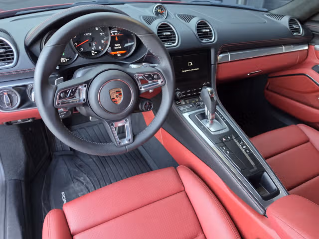 2025 Porsche 718 GTS - Photo 26