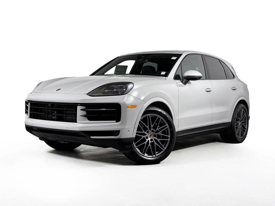 2025 Porsche Cayenne Base
