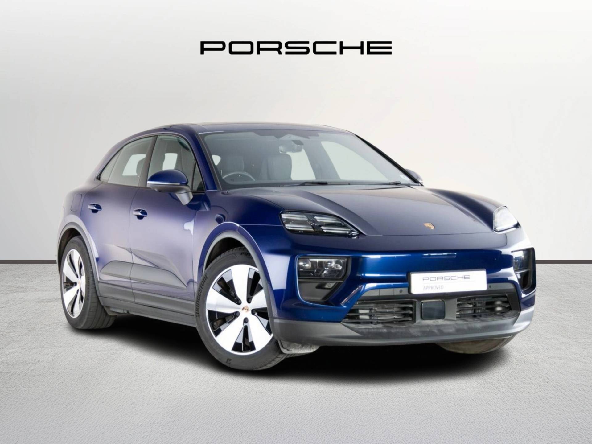 Macan 4, photo 1 of 43