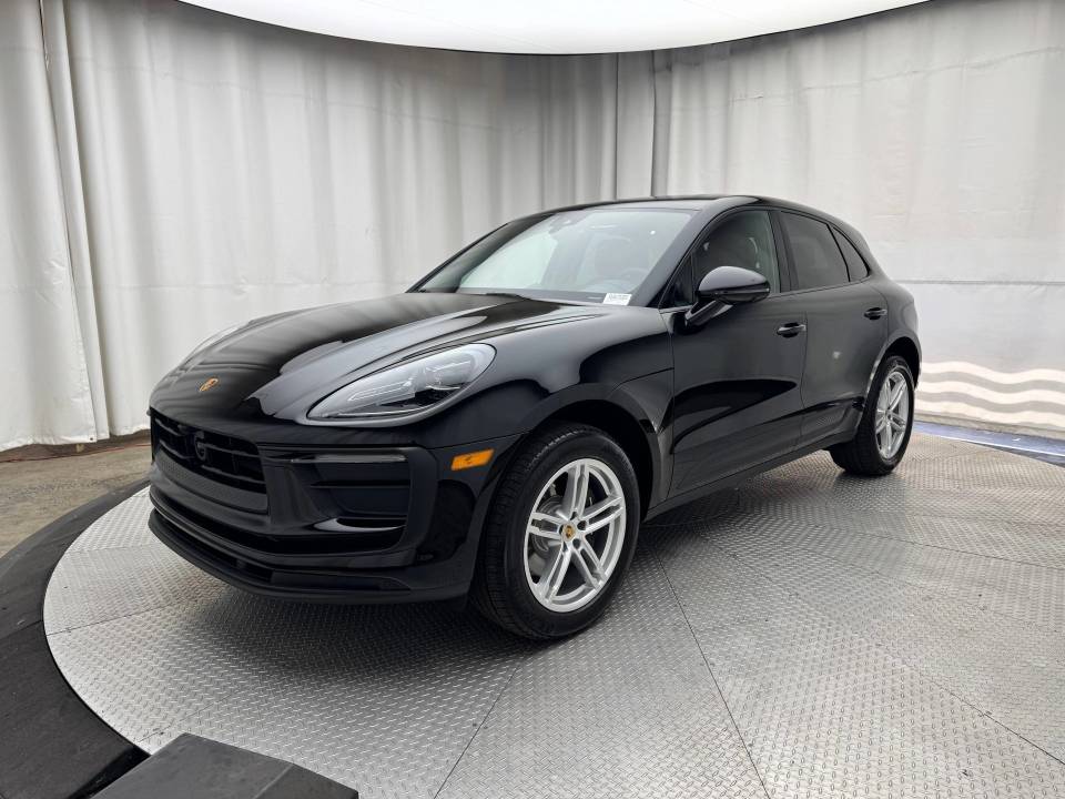 2026 Porsche Macan