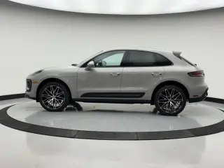 2026 Porsche Macan Base - Photo 13