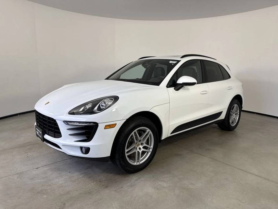 2017 Porsche Macan