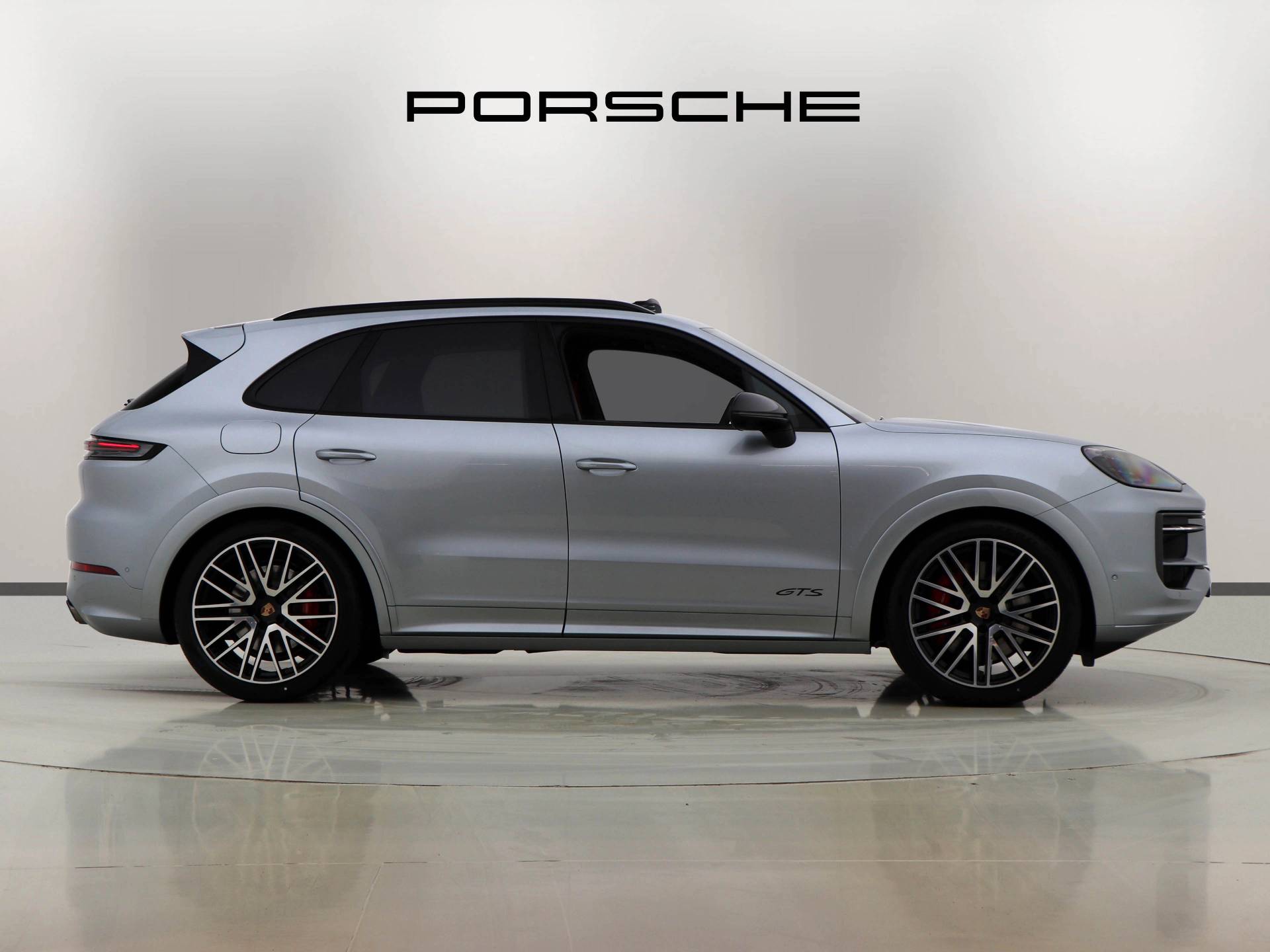 Cayenne GTS, photo 2 of 46