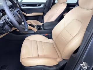 Photo 33