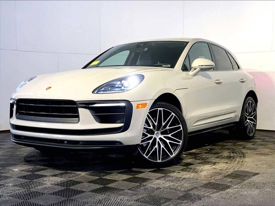 2022 Porsche Macan S