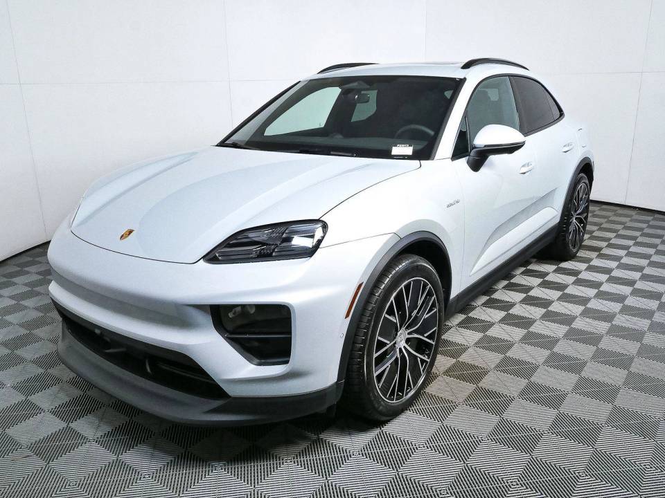 2026 Porsche Macan