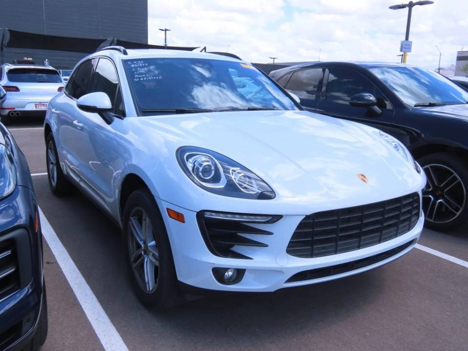 2018 Porsche Macan Base