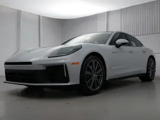 2026 Porsche Panamera Base