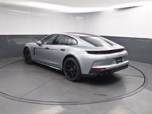 2025 Porsche Panamera Base - Photo 18