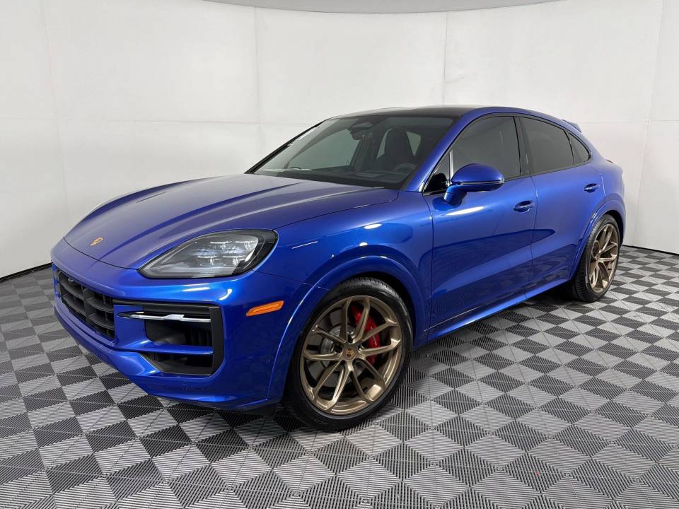 2026 Porsche Cayenne GTS Coupe