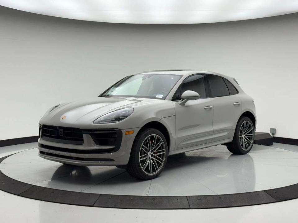 2026 Porsche Macan