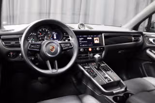 2025 Porsche Macan Base - Photo 25