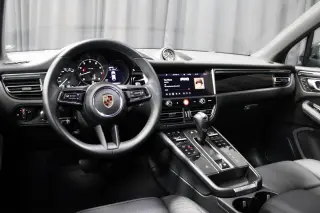 2025 Porsche Macan Base - Photo 29