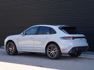 2026 Porsche Macan S - Photo 17