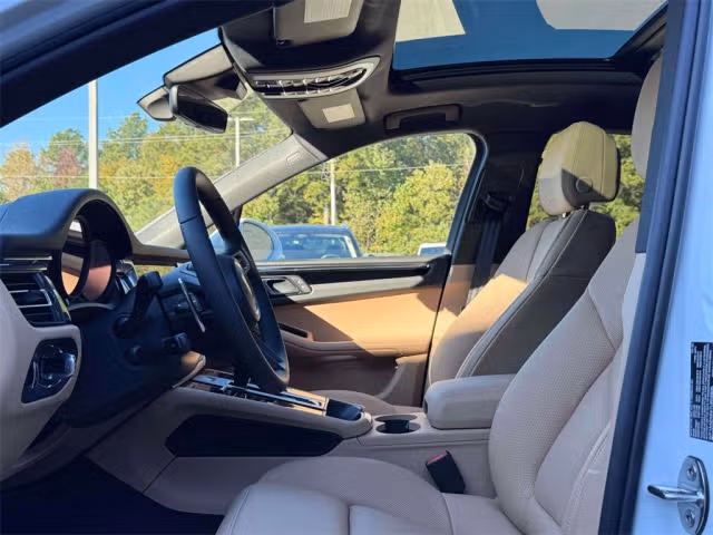 2026 Porsche Macan Base - Photo 34