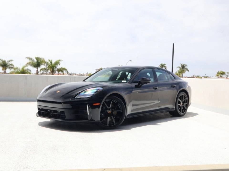 2026 Porsche Panamera