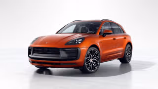 2024 Porsche Macan T's photo