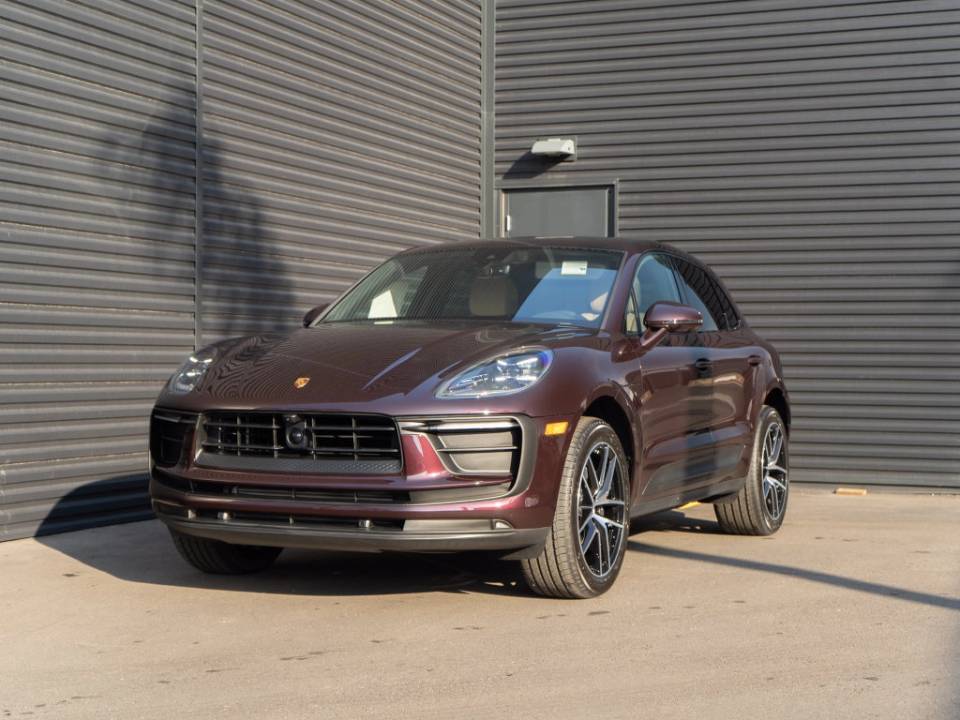 2026 Porsche Macan