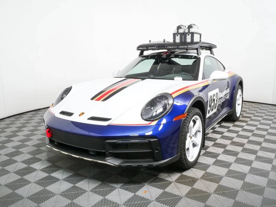 2023 Porsche 911 Dakar