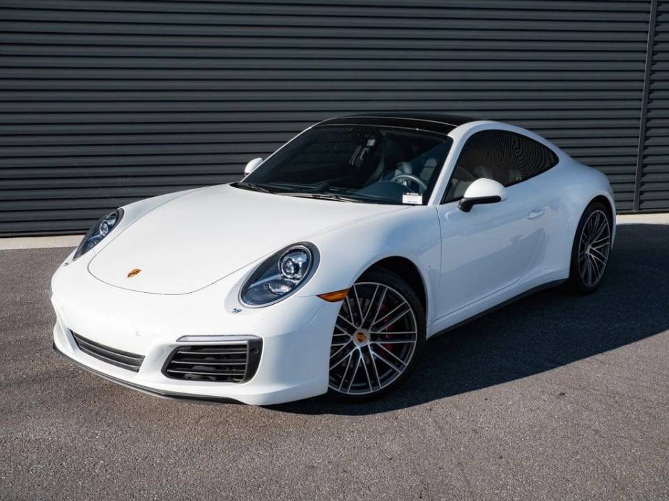 2017 Porsche 911 Carrera S