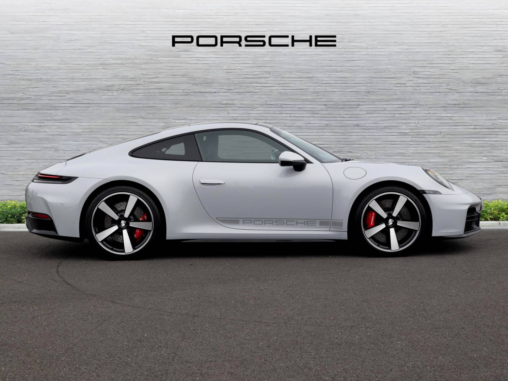 911 Carrera S, photo 2 of 90
