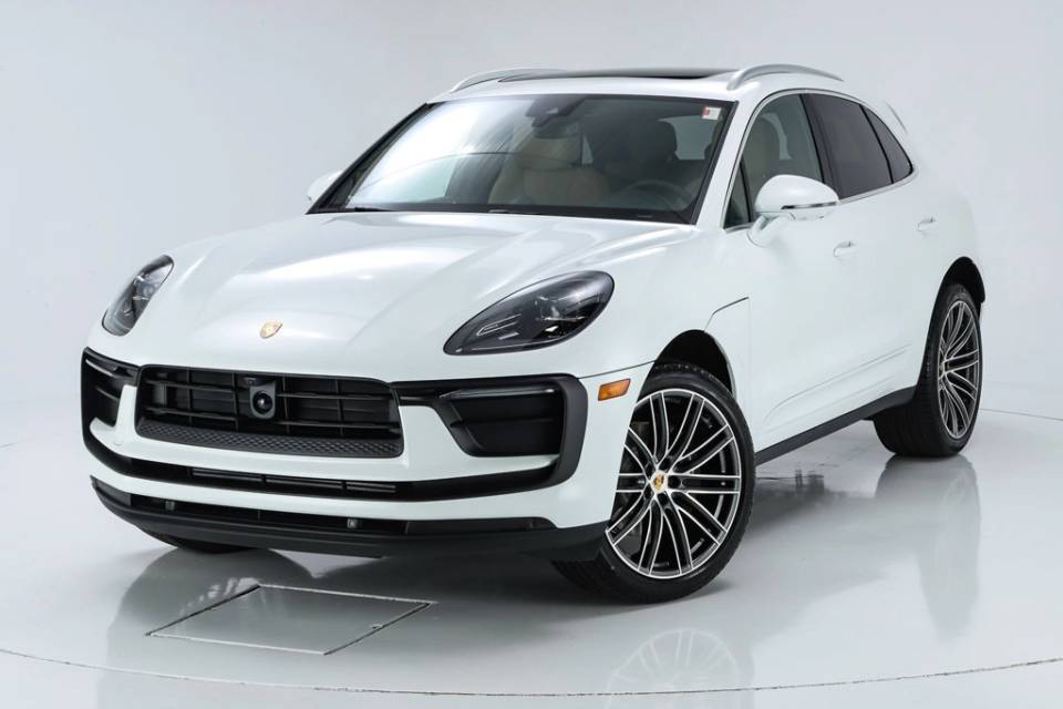2026 Porsche Macan