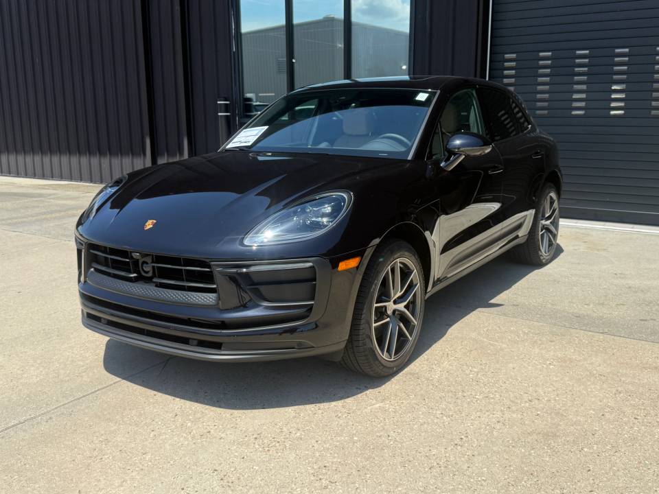 2026 Porsche Macan