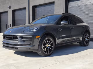 2022 Porsche Macan