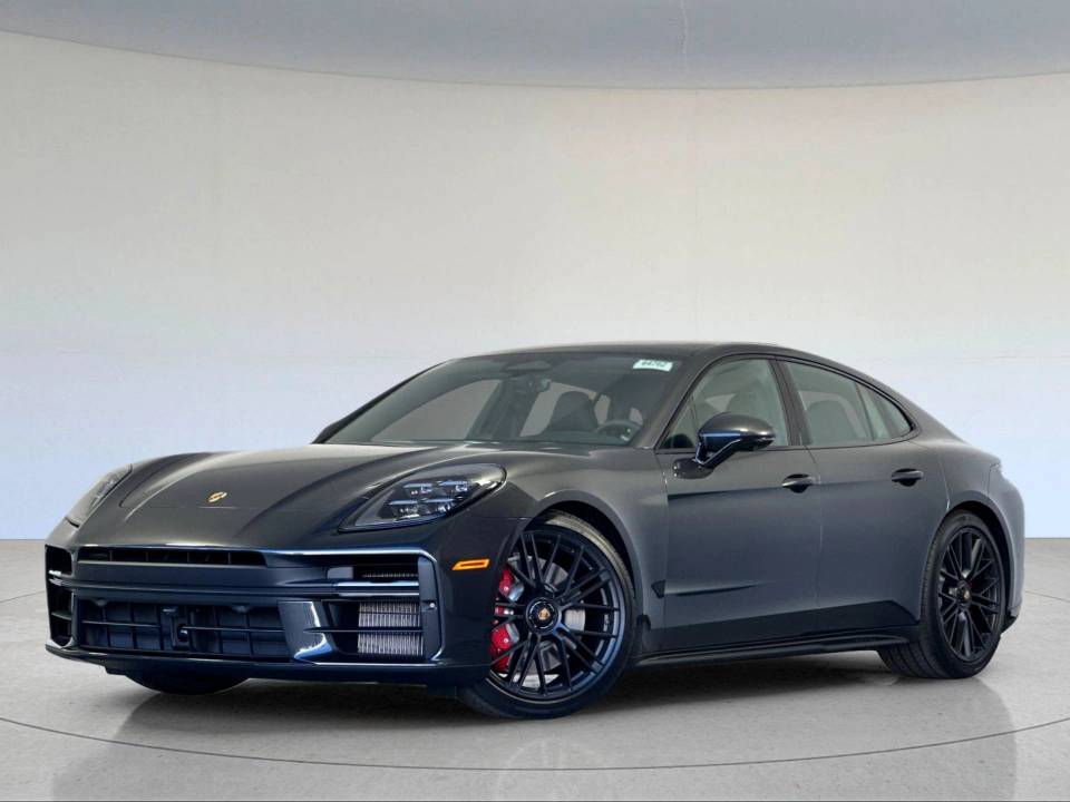 2026 Porsche Panamera