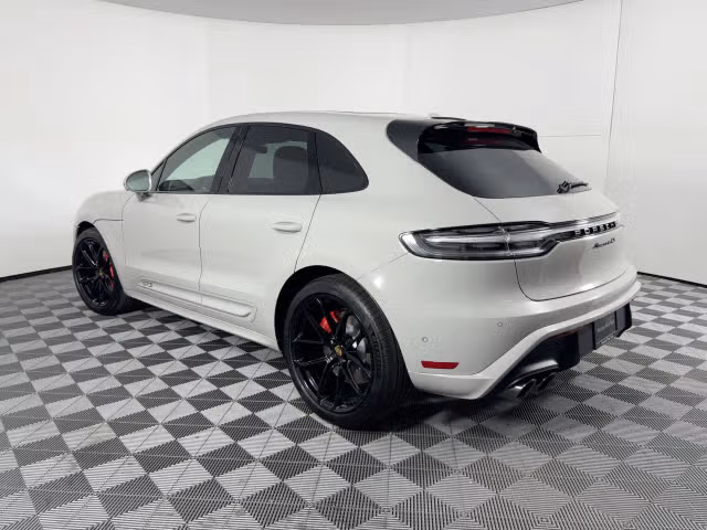 2026 Porsche Macan GTS - Photo 18