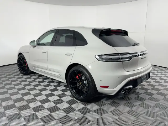 2026 Porsche Macan GTS - Photo 22