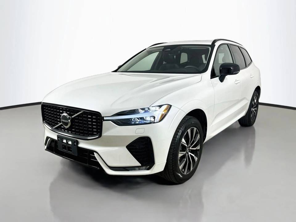 2025 Volvo XC60 Core