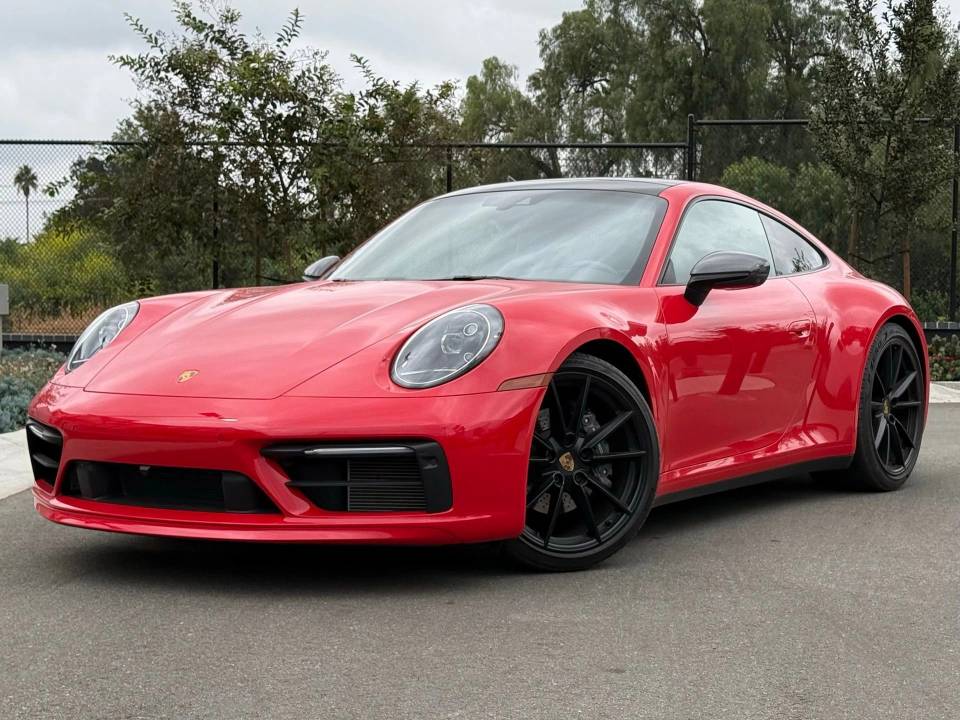 2023 Porsche 911 T