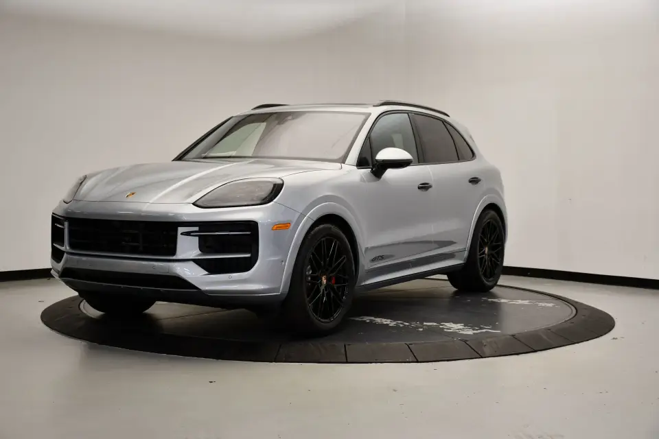 2026 Porsche Cayenne GTS - Photo 7