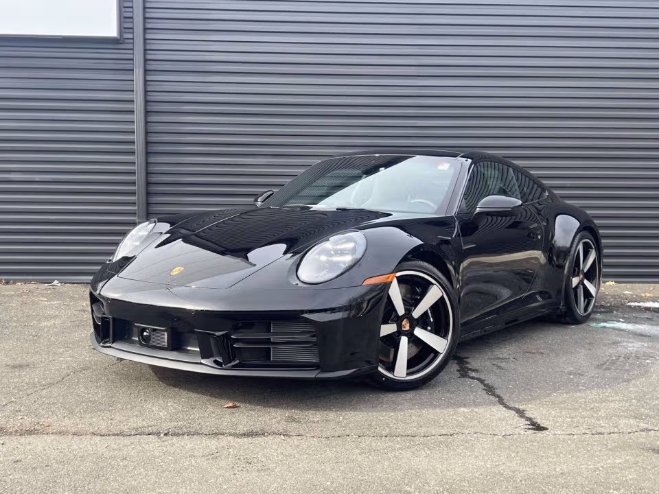 2026 Porsche 911 S - Photo 3