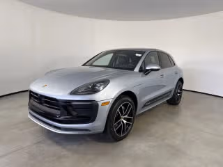 2024 Porsche Macan's photo