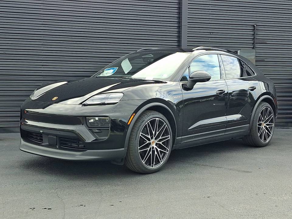 2026 Porsche Macan