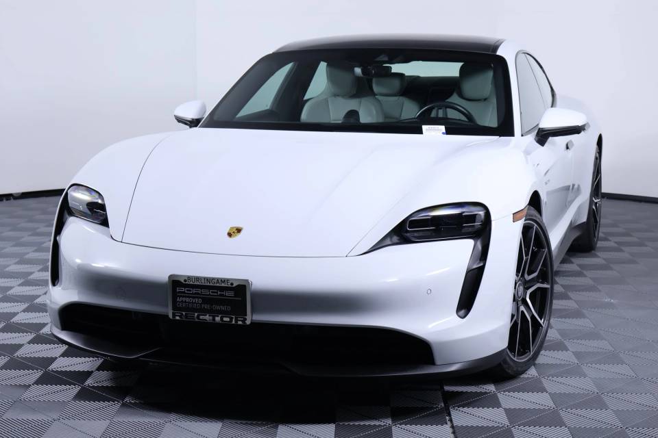 2022 Porsche Taycan Base