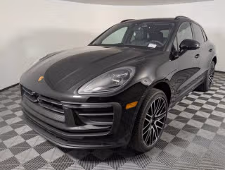 2026 Porsche Macan's photo